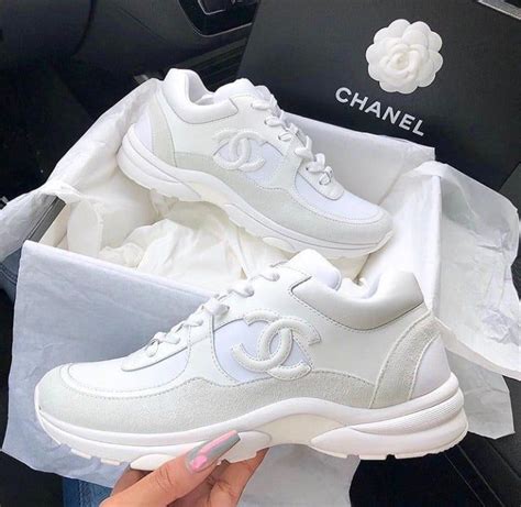 chanel sneaker damen white|chanel white sneakers 2021.